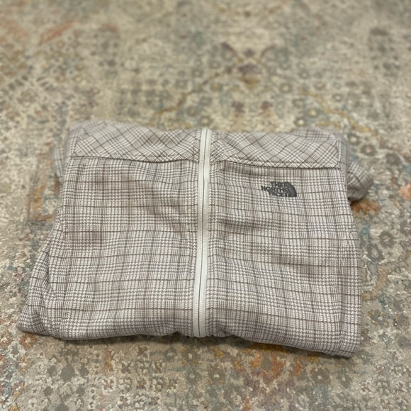 The North Face Plaid Zip-up Sweater - Picture 11 of 11